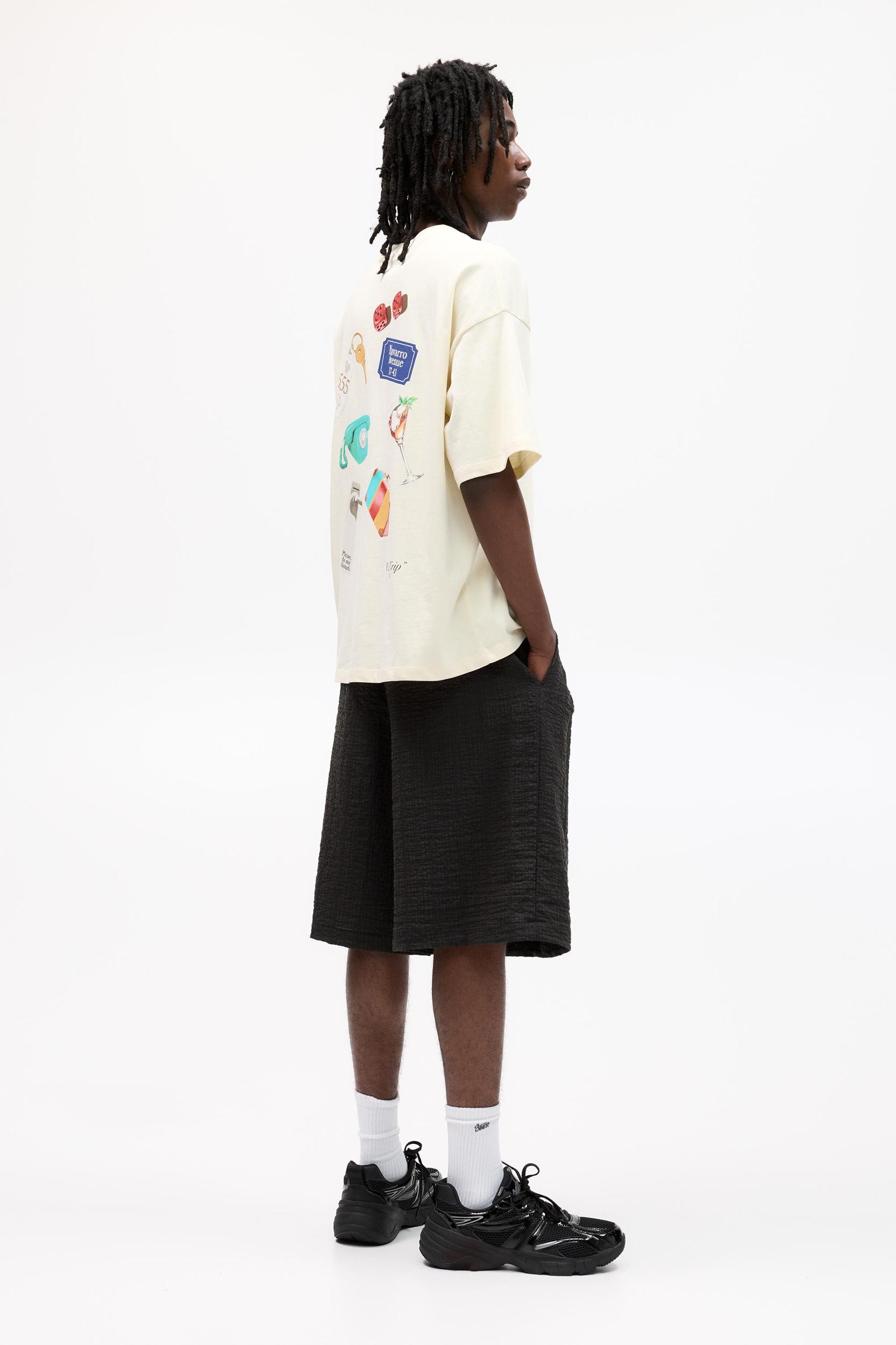 Dice graphic T-shirt Product Image