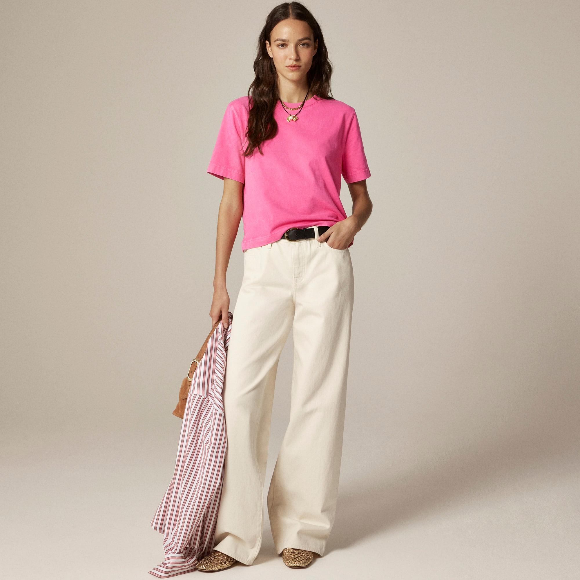 Relaxed premium-weight cropped T-shirt Product Image