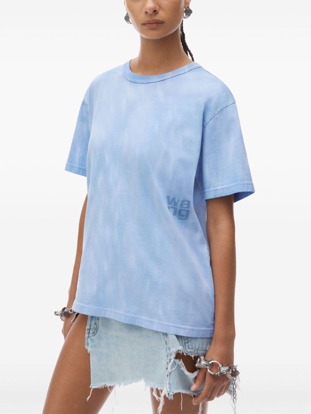 Essential T-shirt  Product Image