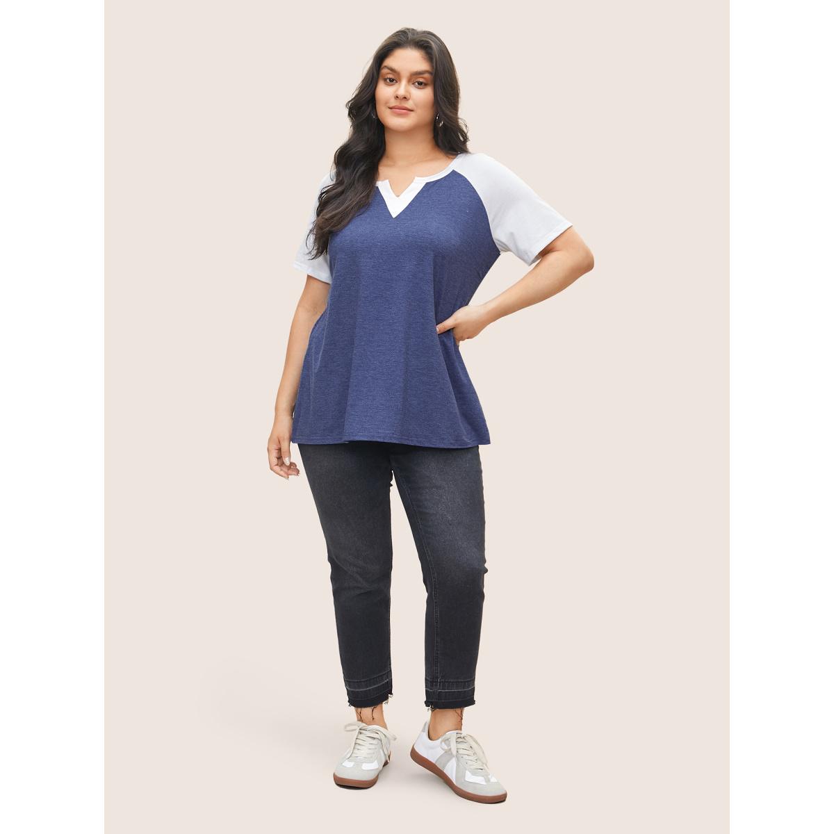 Plus Size Colorblock Contrast Notched Raglan Sleeve T-shirt DarkBlue Women Casual Plain Everyday T-shirts BloomChic 28/5X Product Image