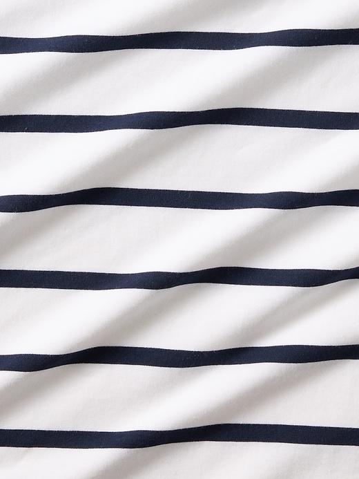 Essential Tee Product Image