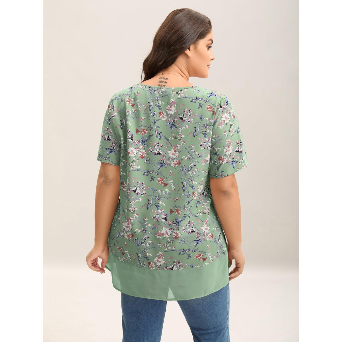 Plus Size Greenbean Garden Print Spliced V-Neck Blouse Women Romantic Short sleeve V-neck Elegant Blouses BloomChic 26/4X Product Image