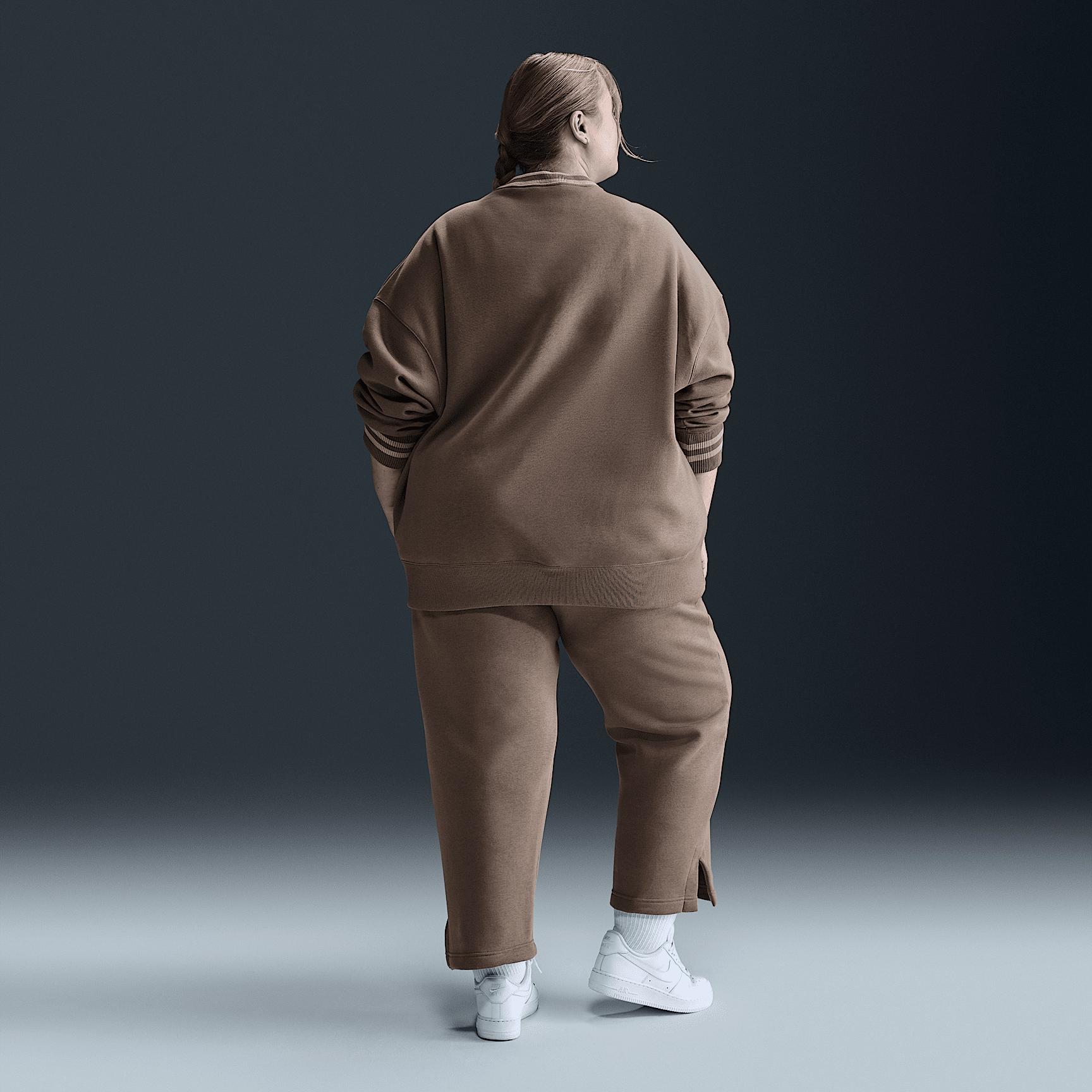 Women's Nike Sportswear Phoenix Fleece Oversized Graphic Crew-Neck Sweatshirt (Plus Size) Product Image