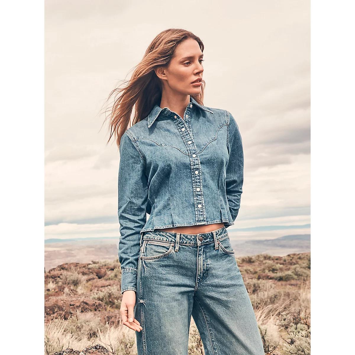 Women's Femme Peplum Shirt in Light Hand Product Image