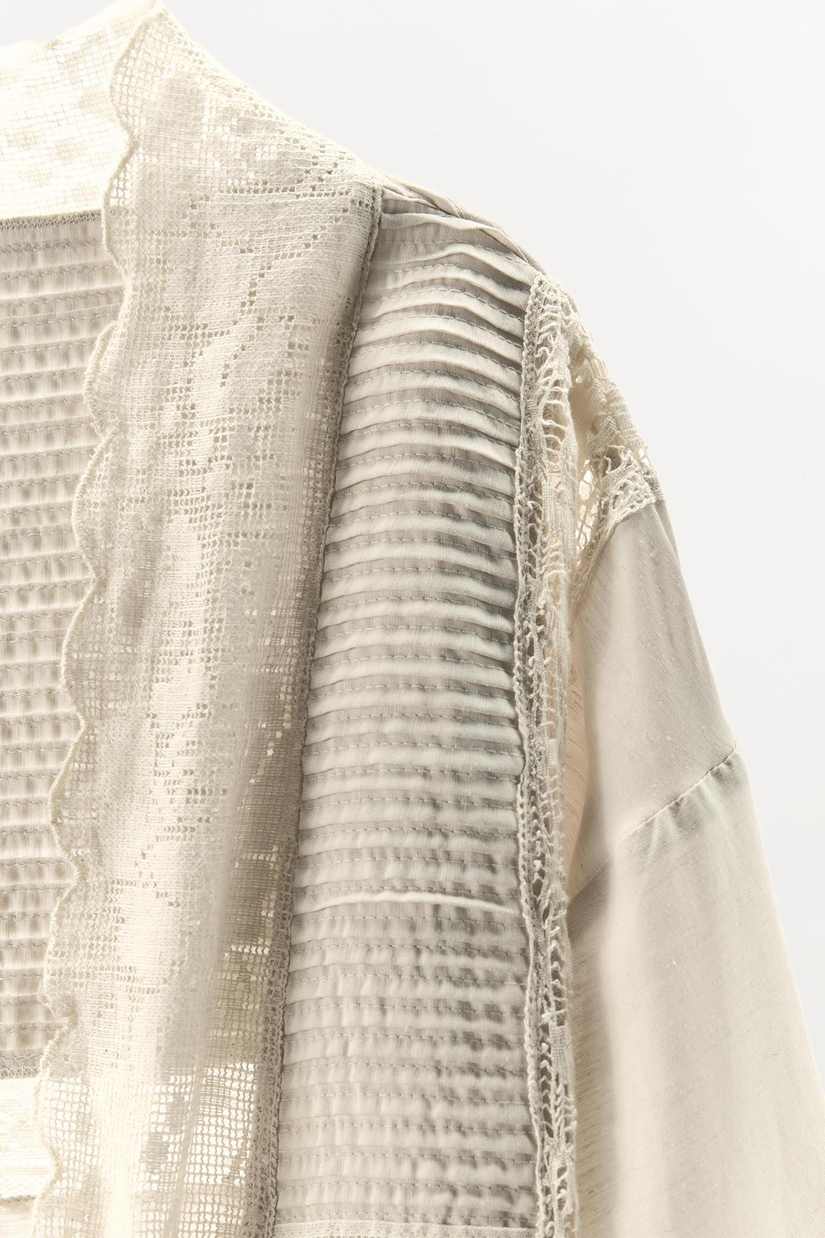 LIMITED EDITION PLEATED LACE ROBE Product Image