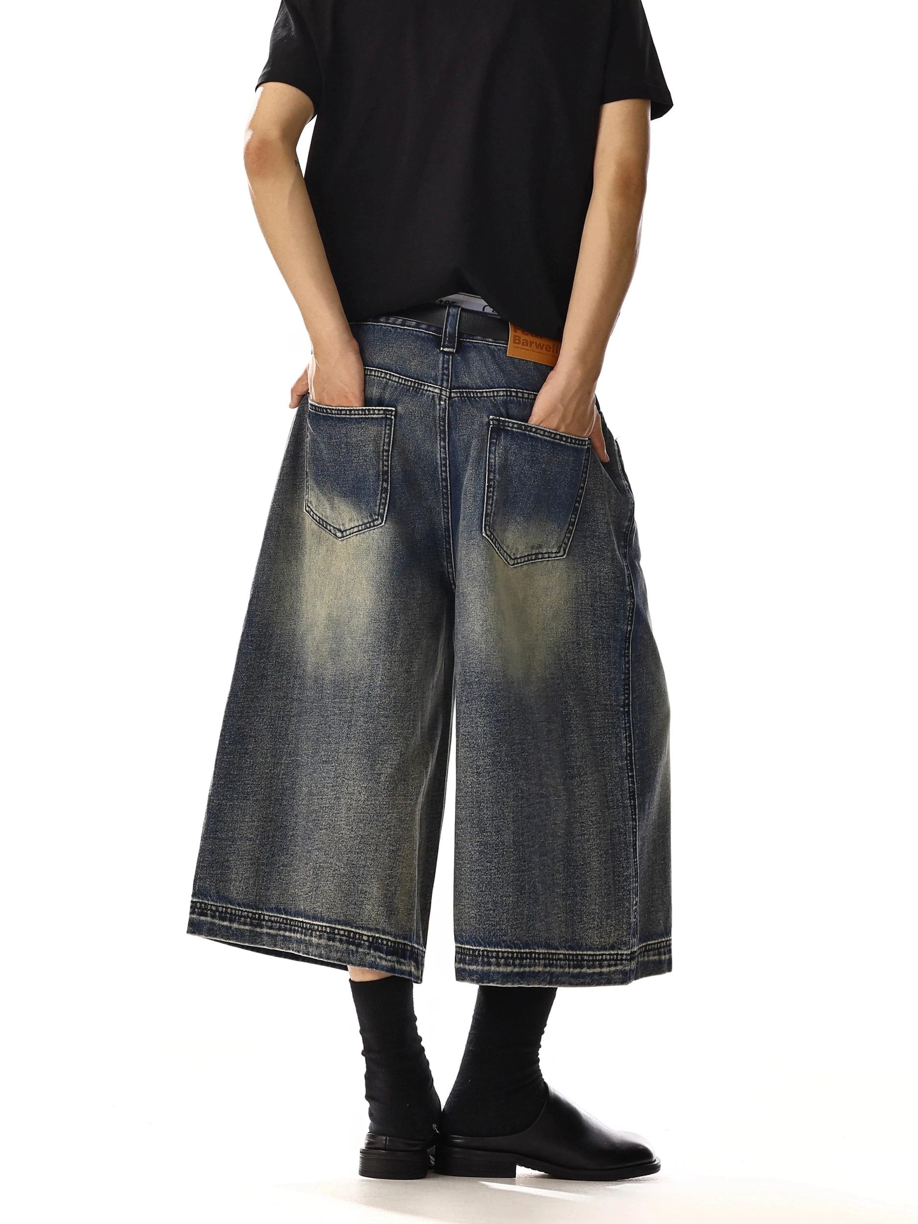 RT No. 18236 BLUE DENIM SHORTS Product Image