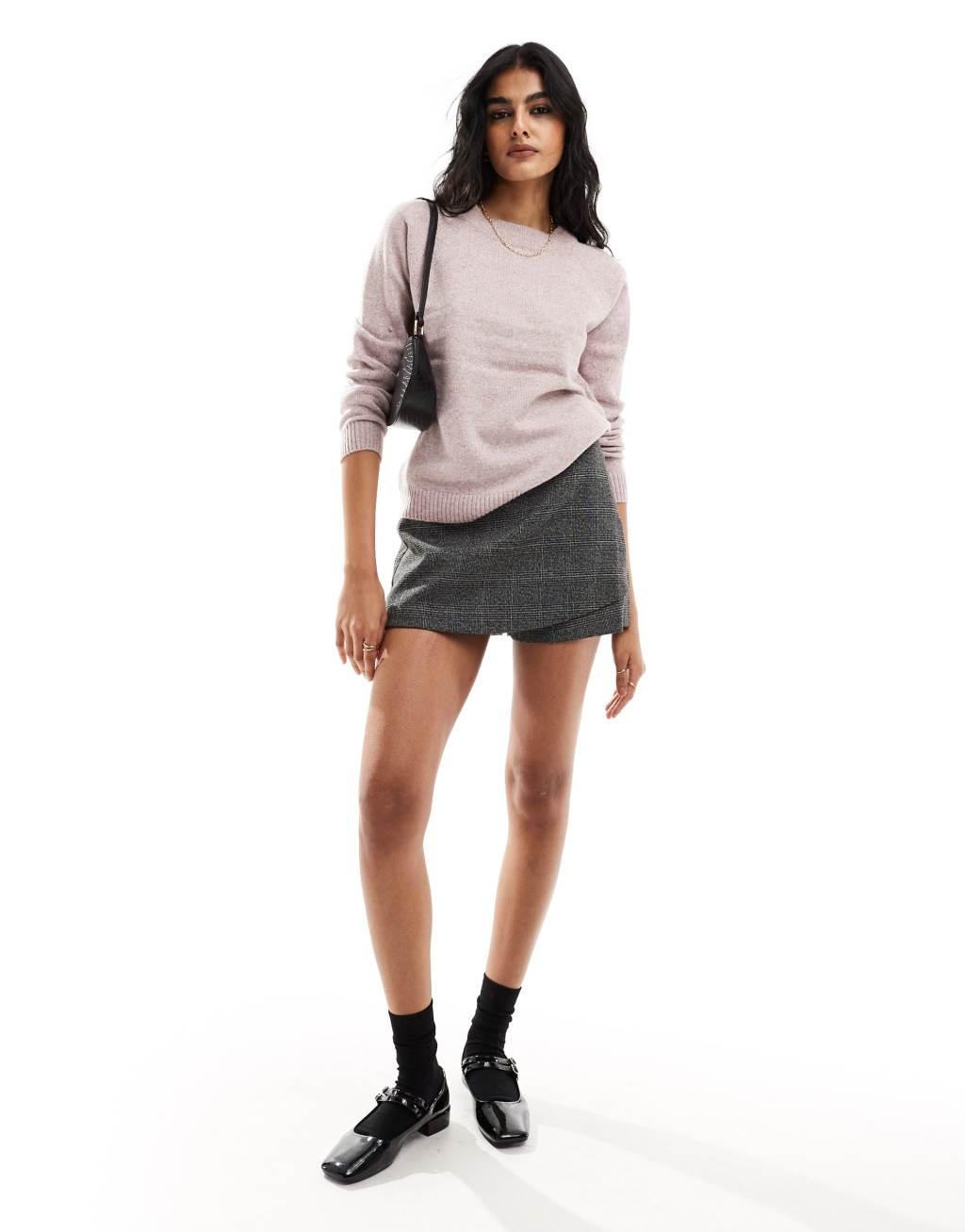 Vero Moda round neck knit sweater in blush melange Product Image