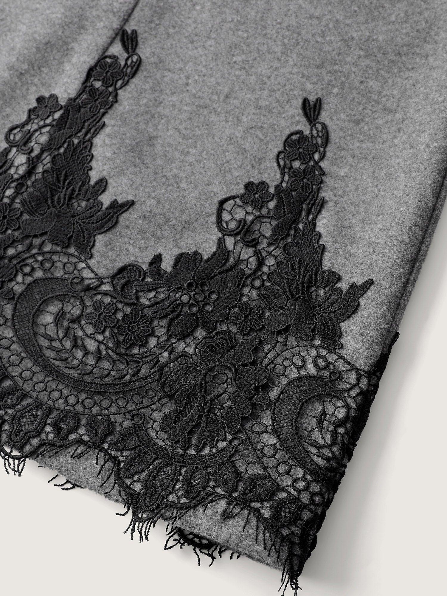 Color Contrast Belted Lace Coat Female Product Image