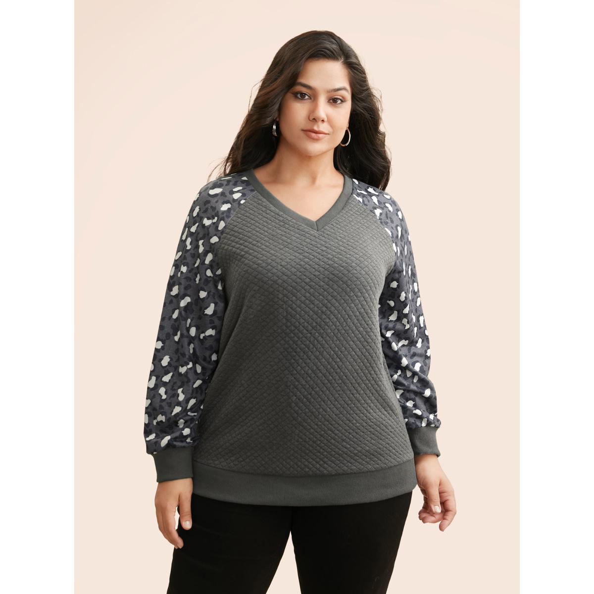 Plus Size Leopard Print Patchwork Raglan Sleeve Sweatshirt Women DimGray Casual Texture V-neck Everyday Sweatshirts BloomChic 14-16/1X Product Image