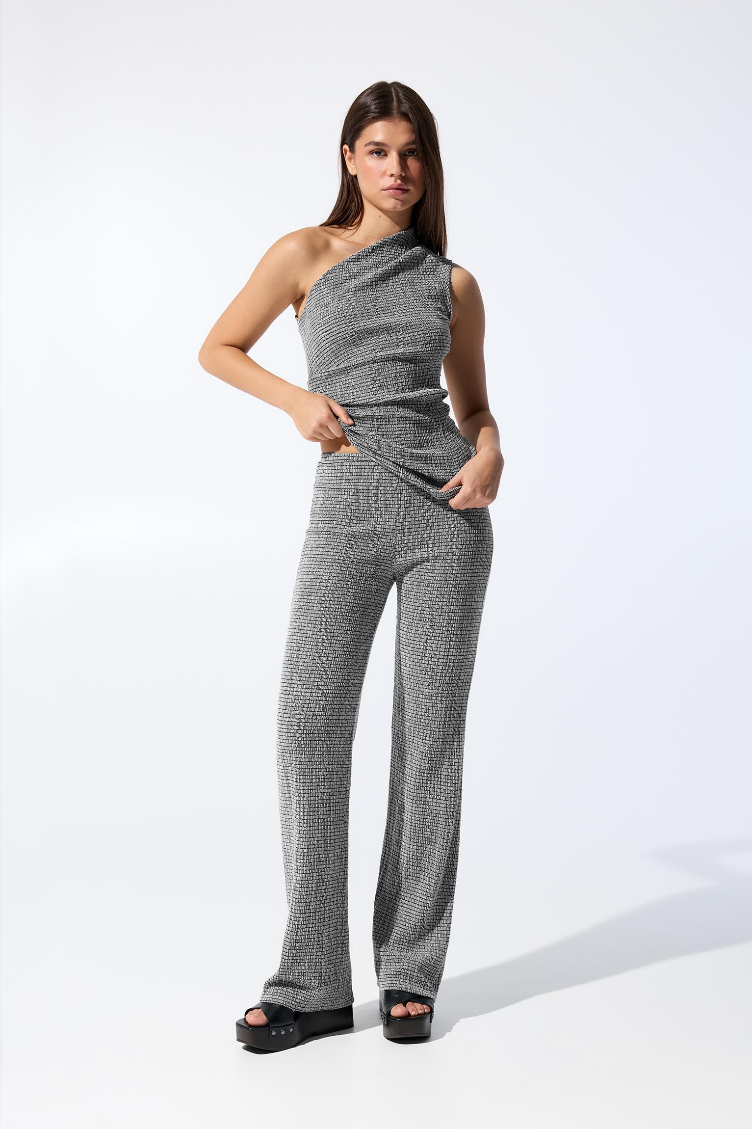 Textured straight-leg pants Product Image
