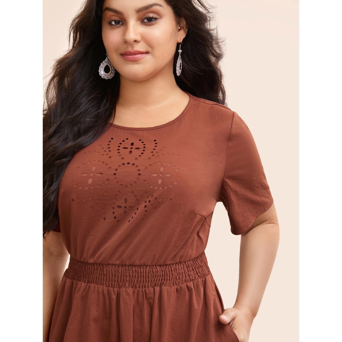 Plus Size Floral Burnout Stretchy Waist Midi Dress Rust Women Resort Cut-Out Round Neck Short sleeve Curvy BloomChic 26/4X Product Image