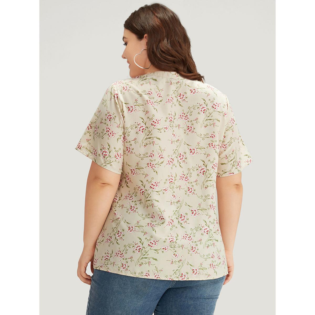 Plus Size Beige Floral Print Notched Pleated Detail Blouse Women Elegant Short sleeve Notched collar Dailywear Blouses BloomChic 12/L Product Image