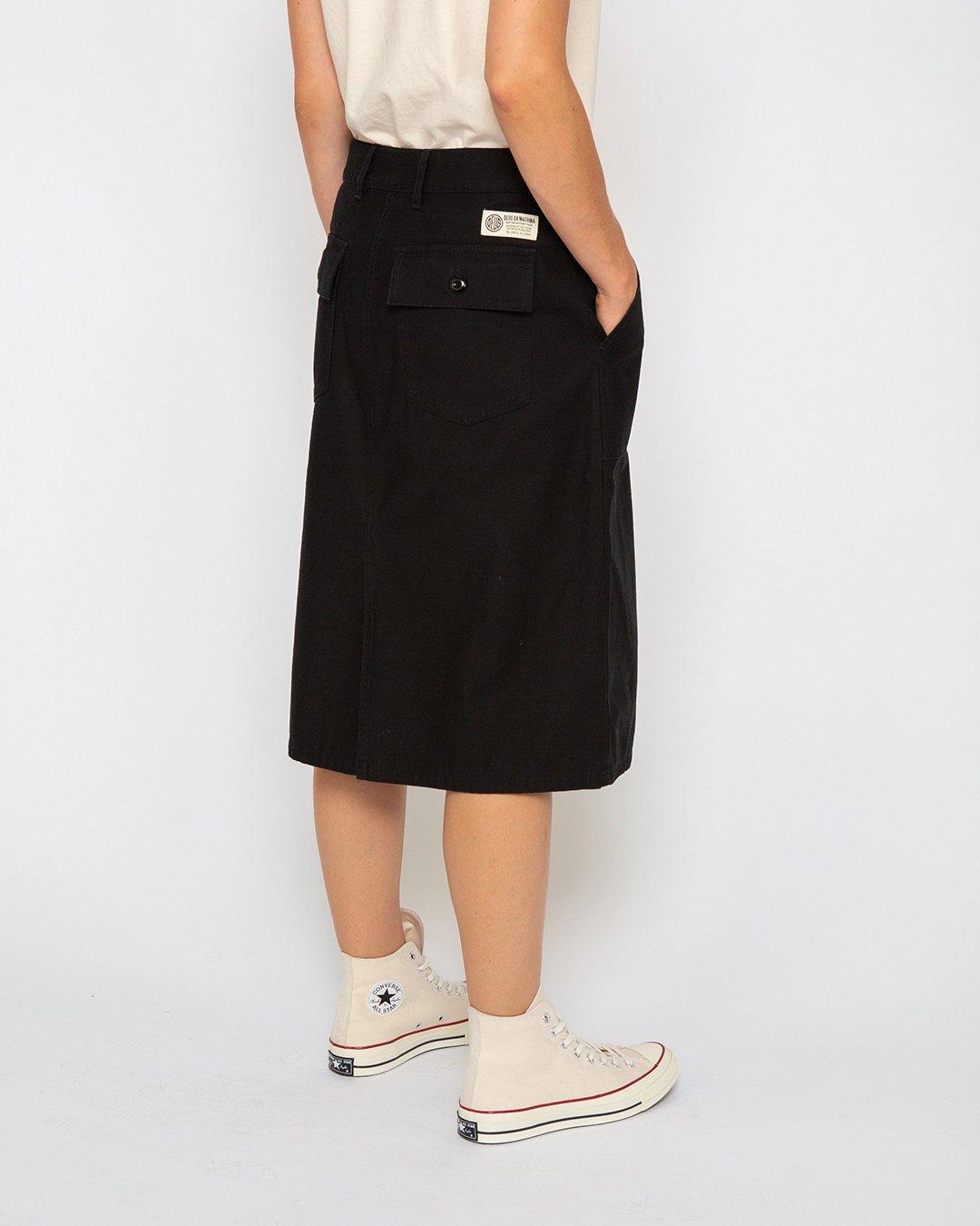 Olivia Skirt (Relaxed Fit) - Black Product Image
