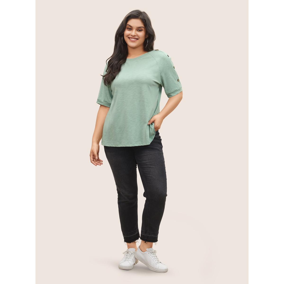 Plus Size Plain Button Detail Raglan Sleeve T-shirt Mint Women Casual Non Plain Non Everyday T-shirts BloomChic 12/L Product Image