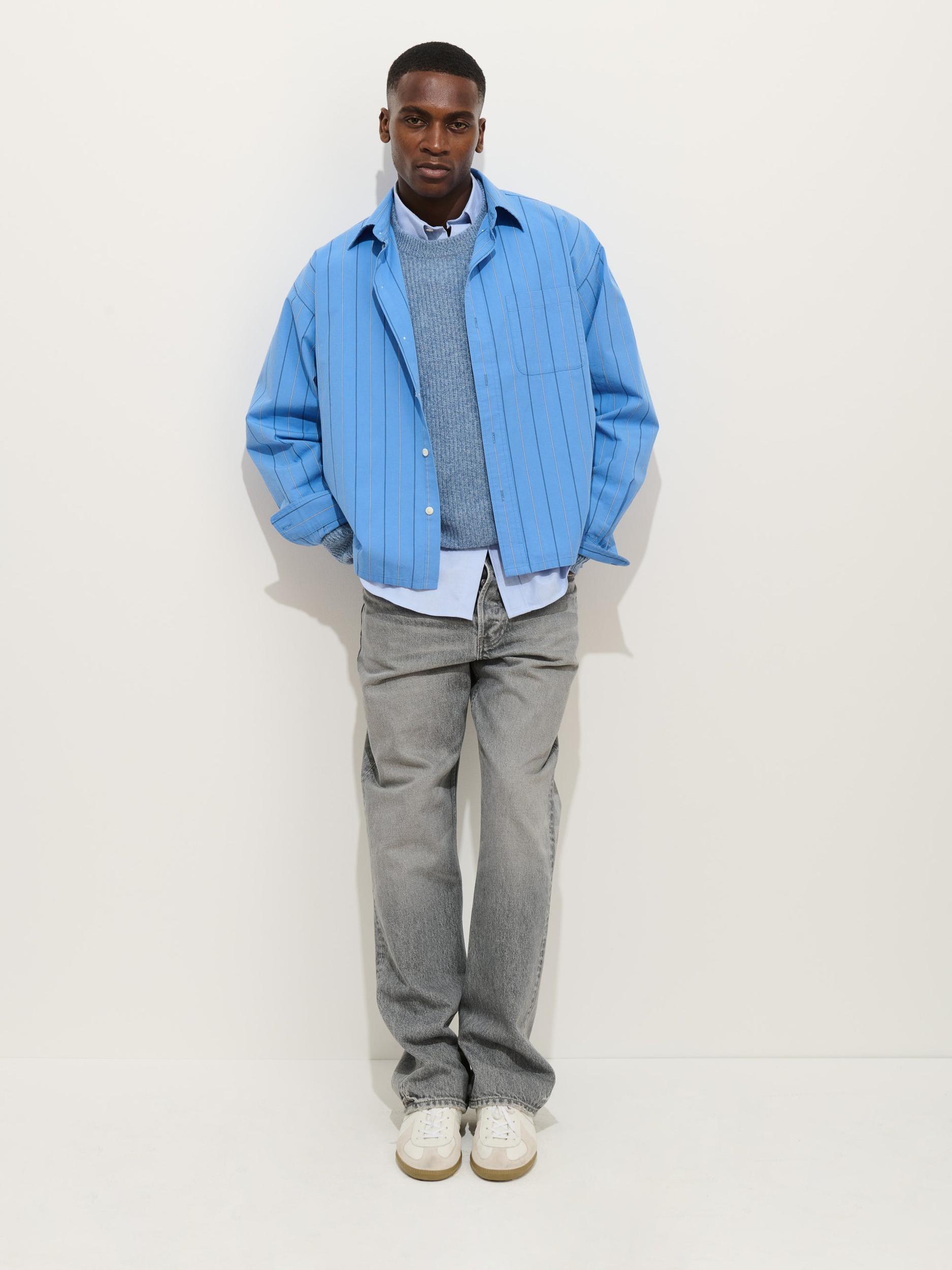 AM Relaxed Straight 5 Pocket Jean Product Image