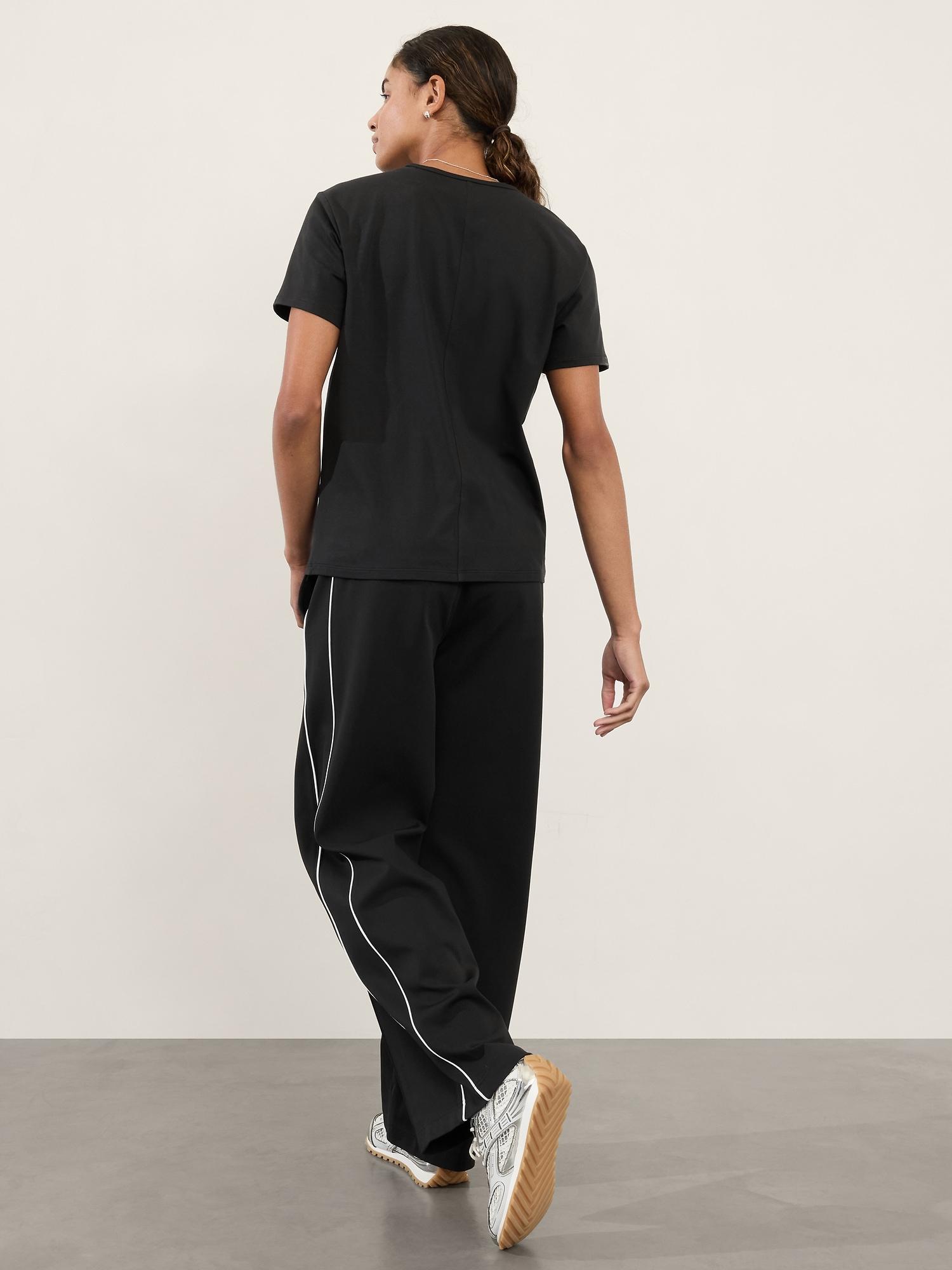 Essential Long Tee Product Image