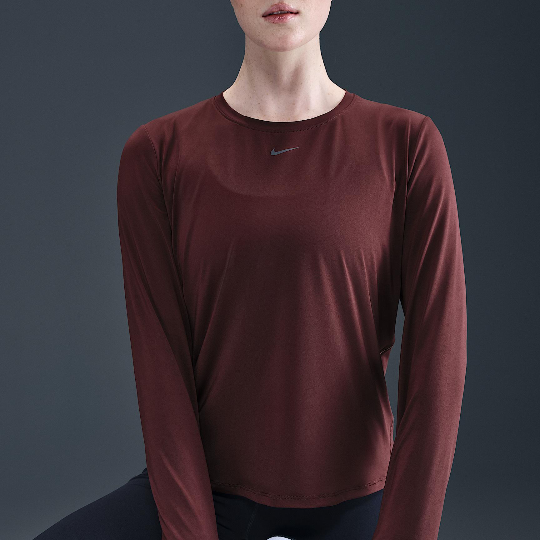 Nike One Classic Women's Dri-FIT Long-Sleeve Top Product Image
