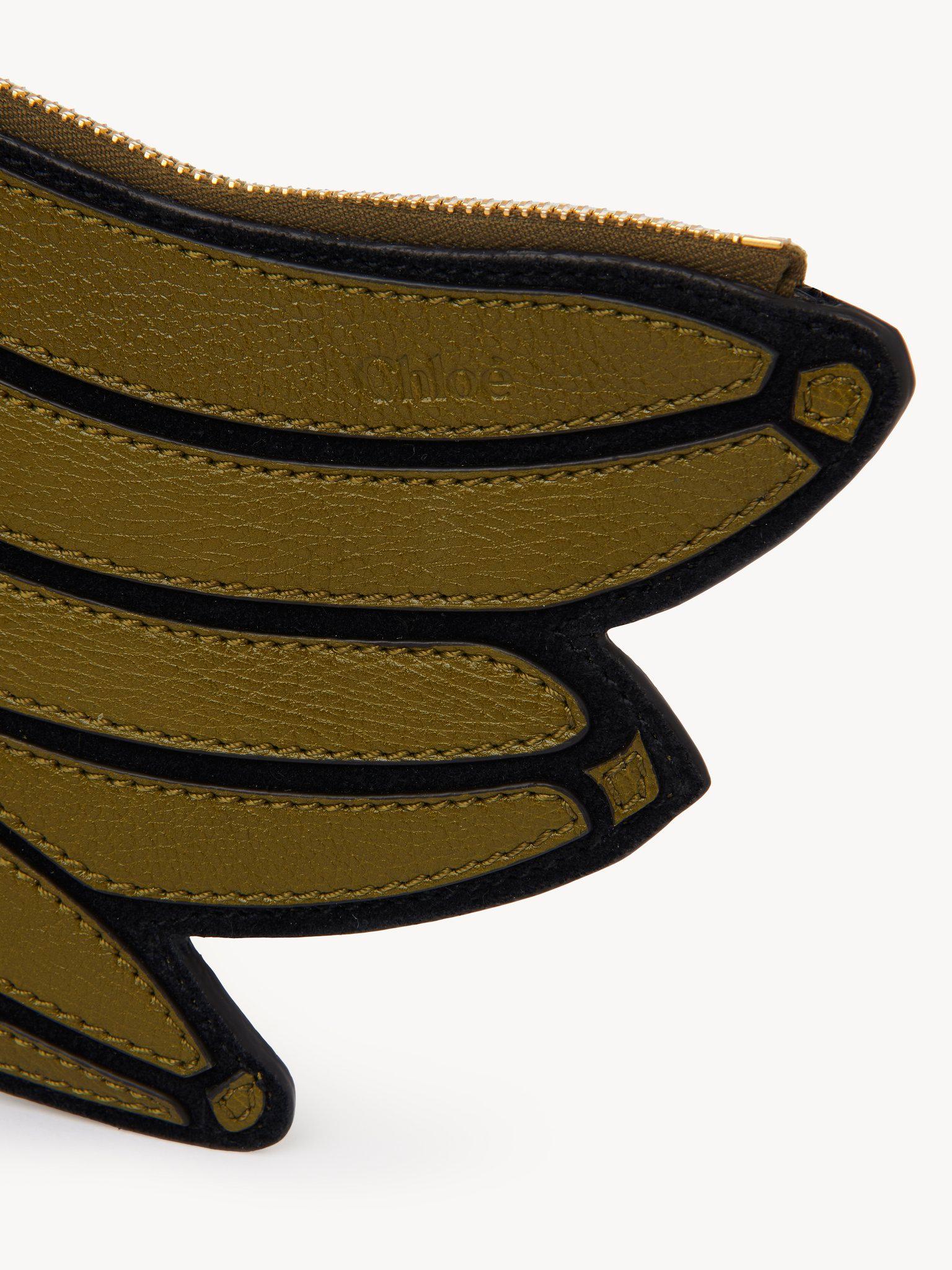 Banana flat pouch in grained leather Product Image