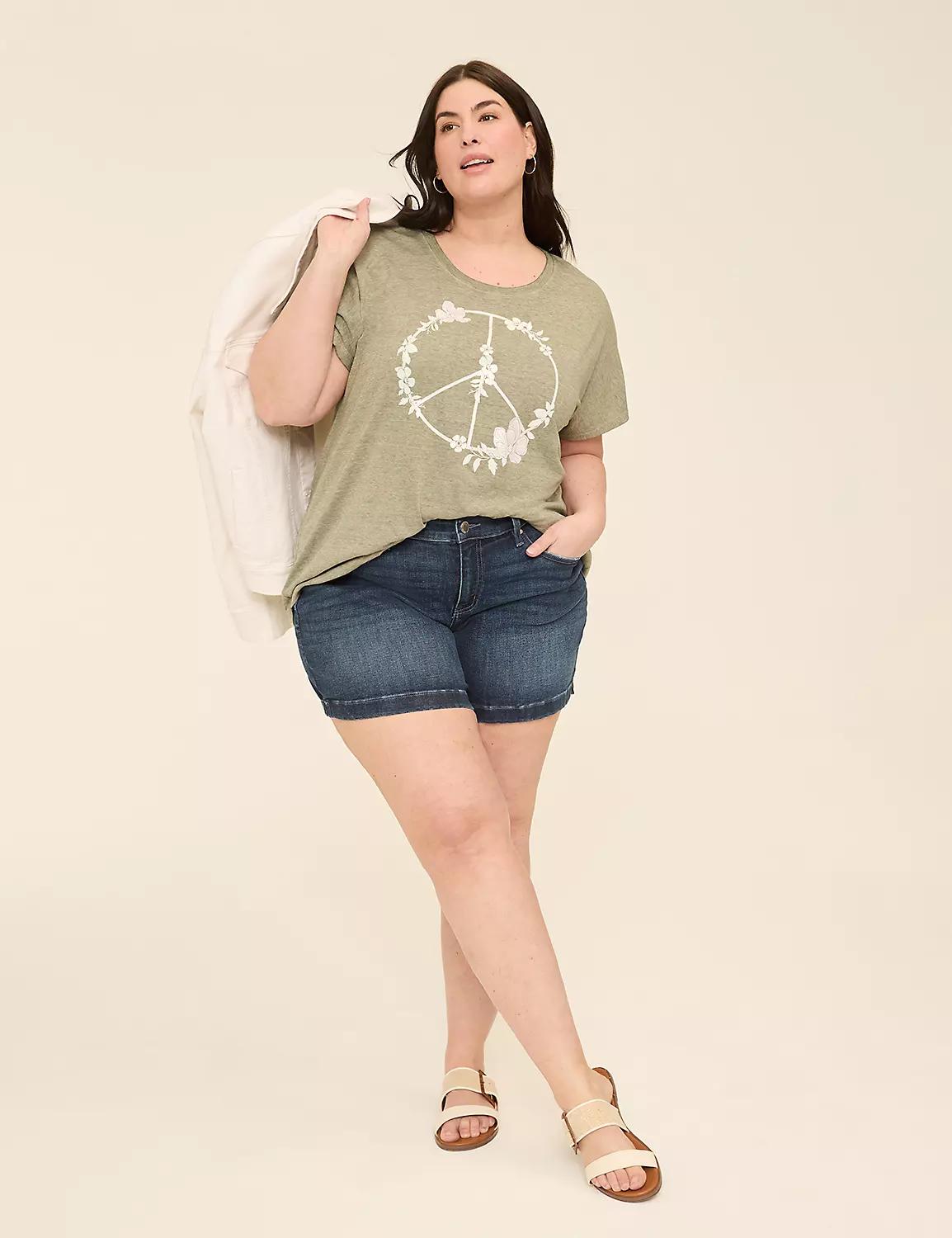 Flower Peace Scoop-Neck Graphic Tee Product Image