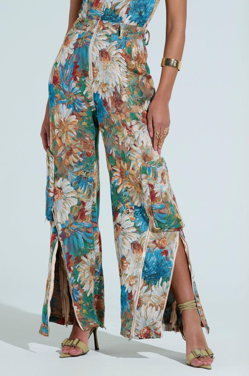 FANTASY CAPTURED COLORFUL CARGO PANT Product Image