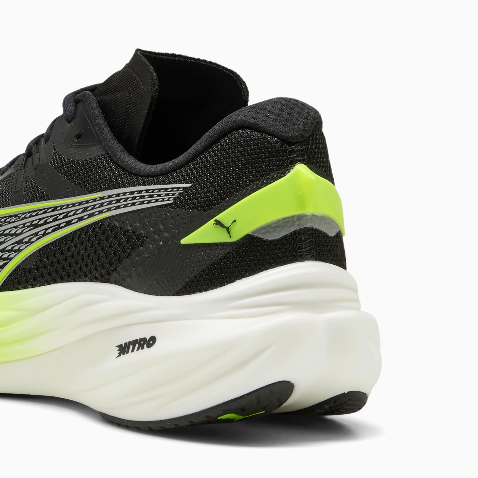 Deviate NITRO™ 3 WIDE Men's Running Shoes Product Image