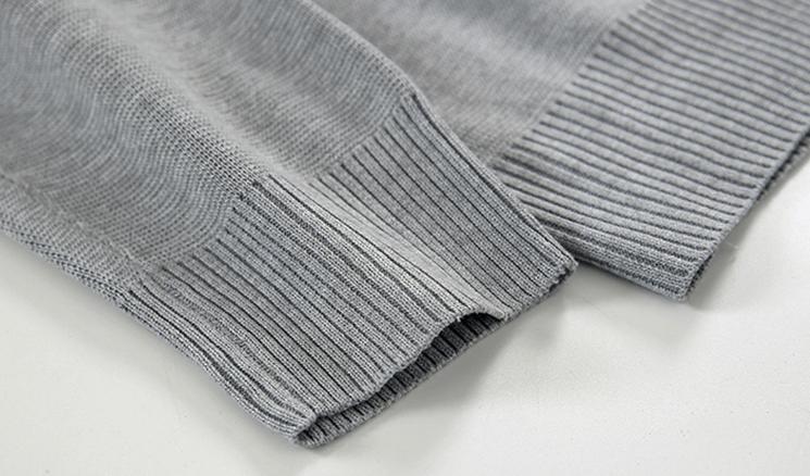 RT No. 2803 GRAY KNITTED CARDIGAN Product Image