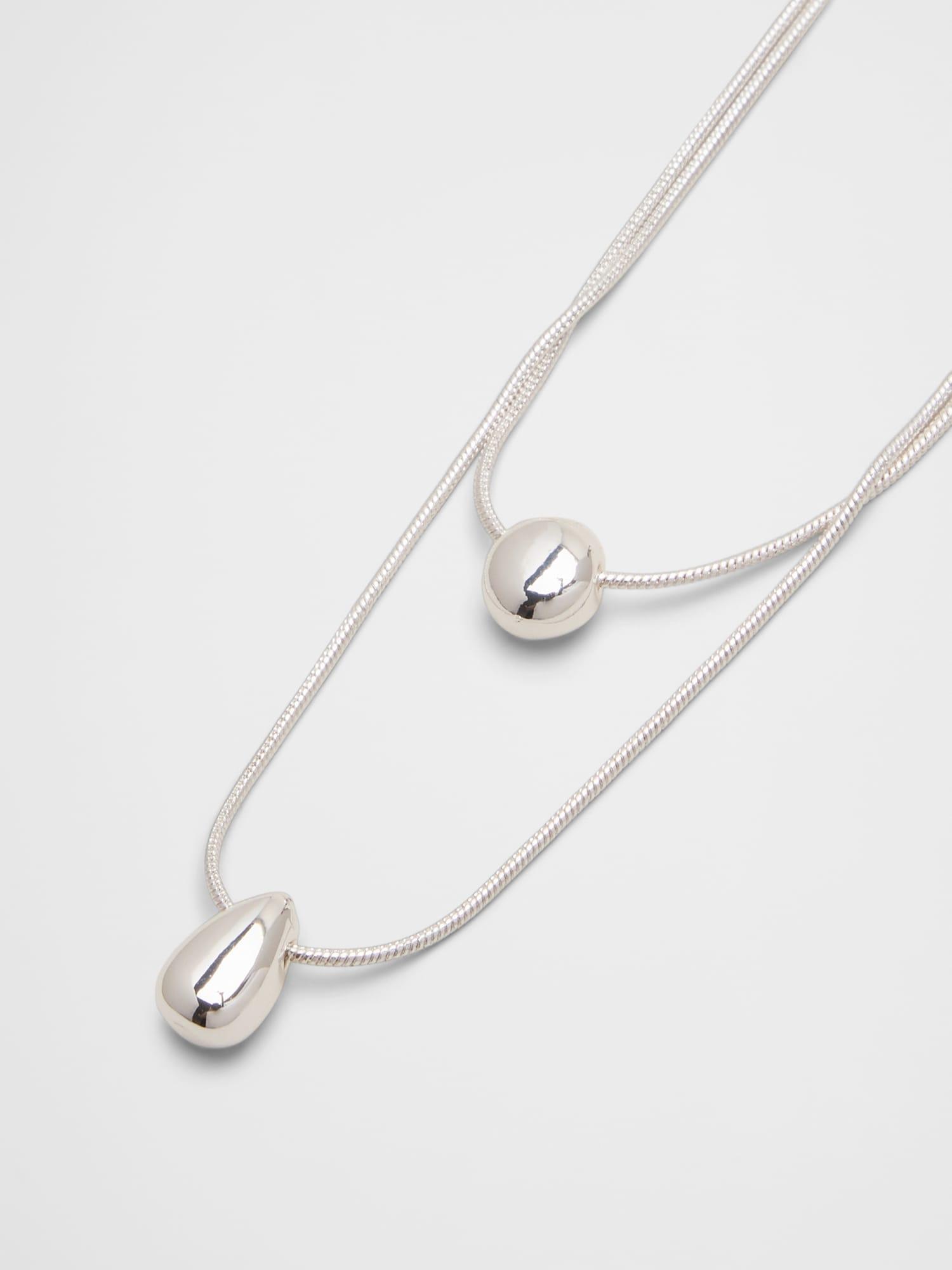 Layered Metal Pendant Necklace Product Image