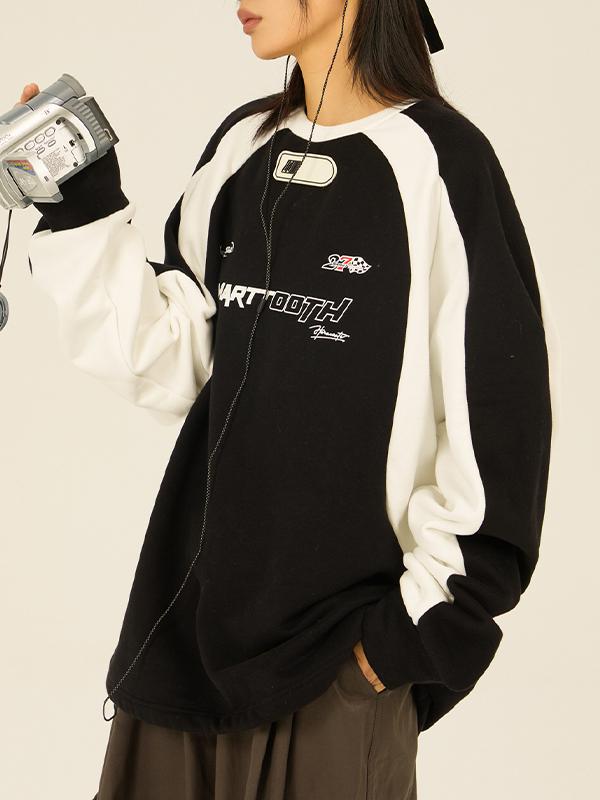 Vintage Print Raglan Sweatshirt Product Image