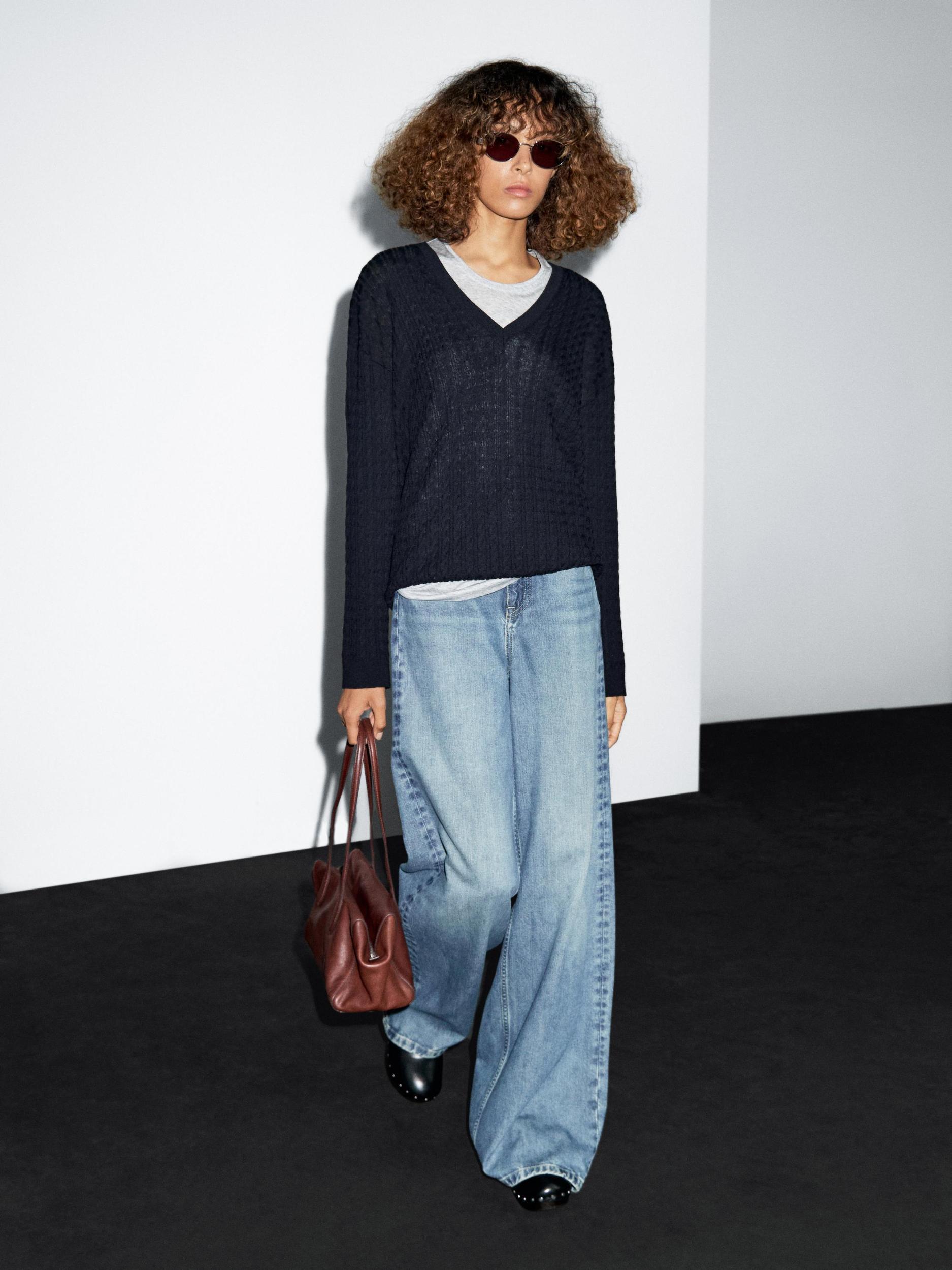 High-waist wide-leg jeans Product Image