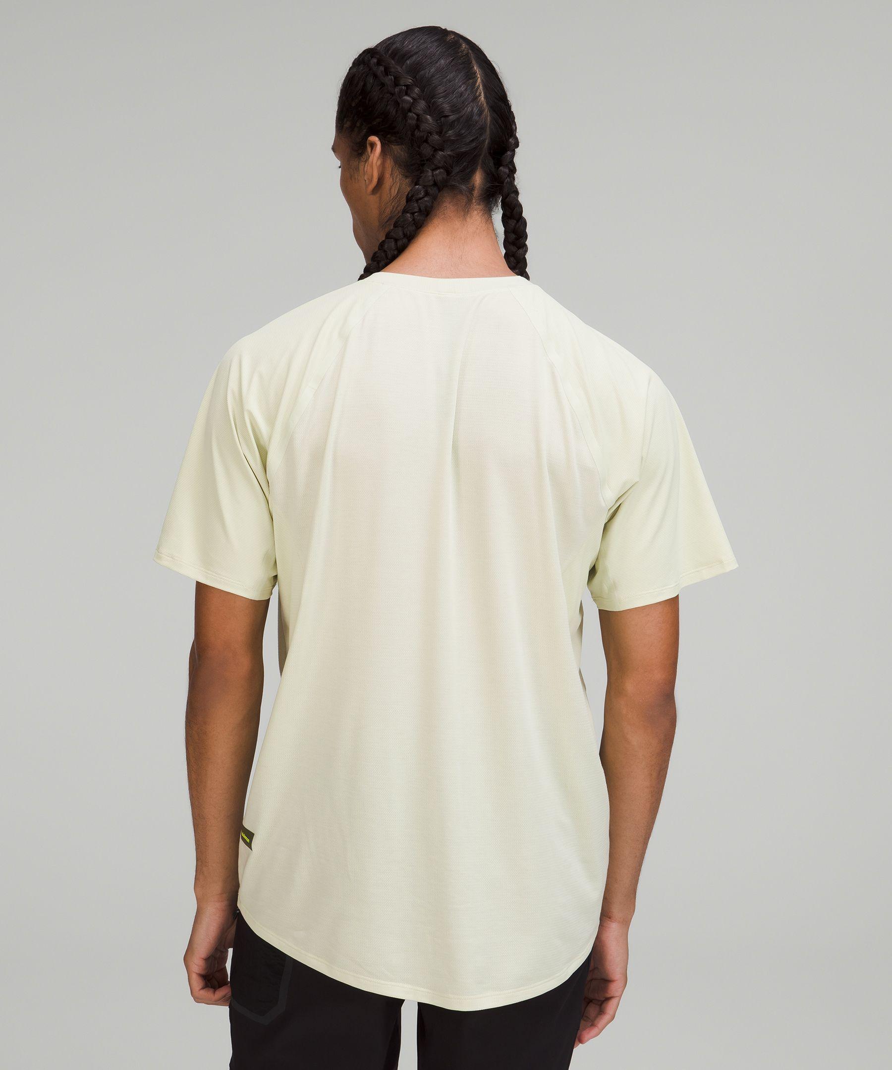 Ventilated Hiking Short-Sleeve Shirt Product Image