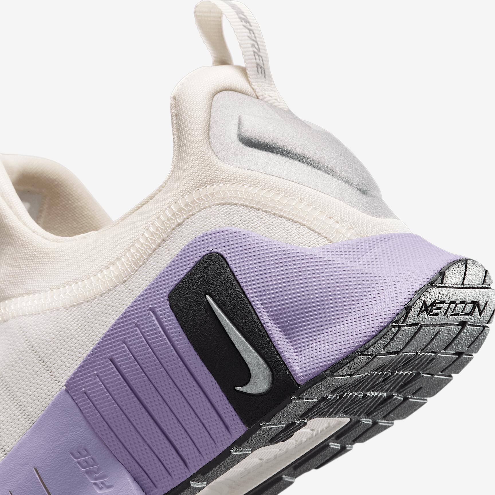 Nike Womens Free Metcon 6 SE Workout Shoes | HJ6214-001 Product Image