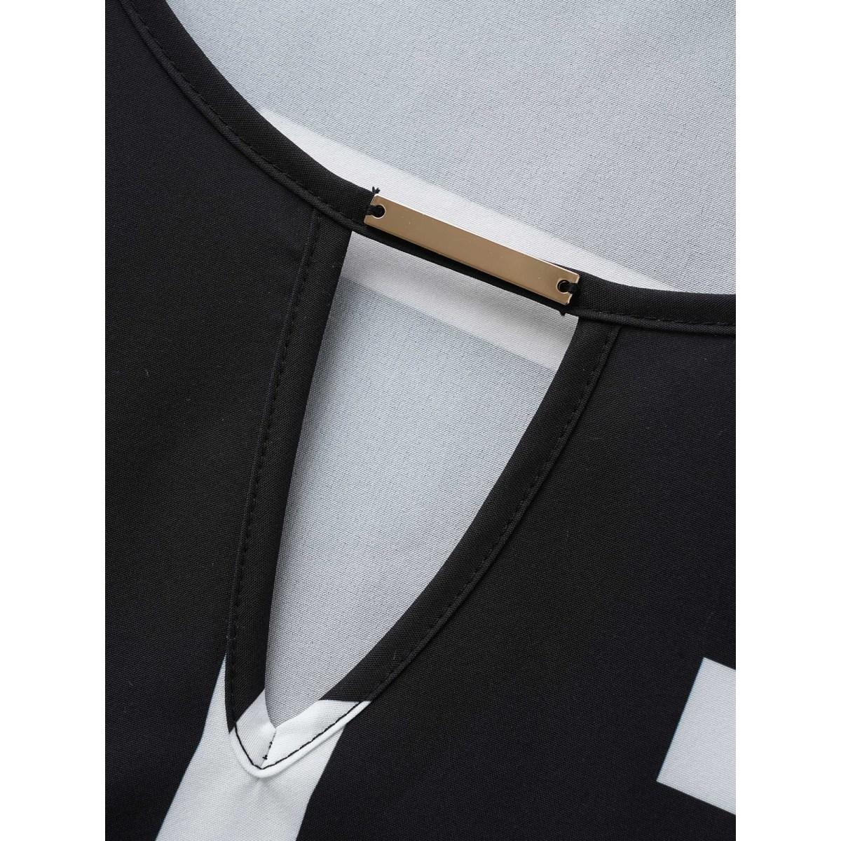 Plus Size Geometric Print Keyhole Pocket Midi Dress Black Women At the Office Belted Round Neck Short sleeve Curvy BloomChic 22-24/3X Product Image