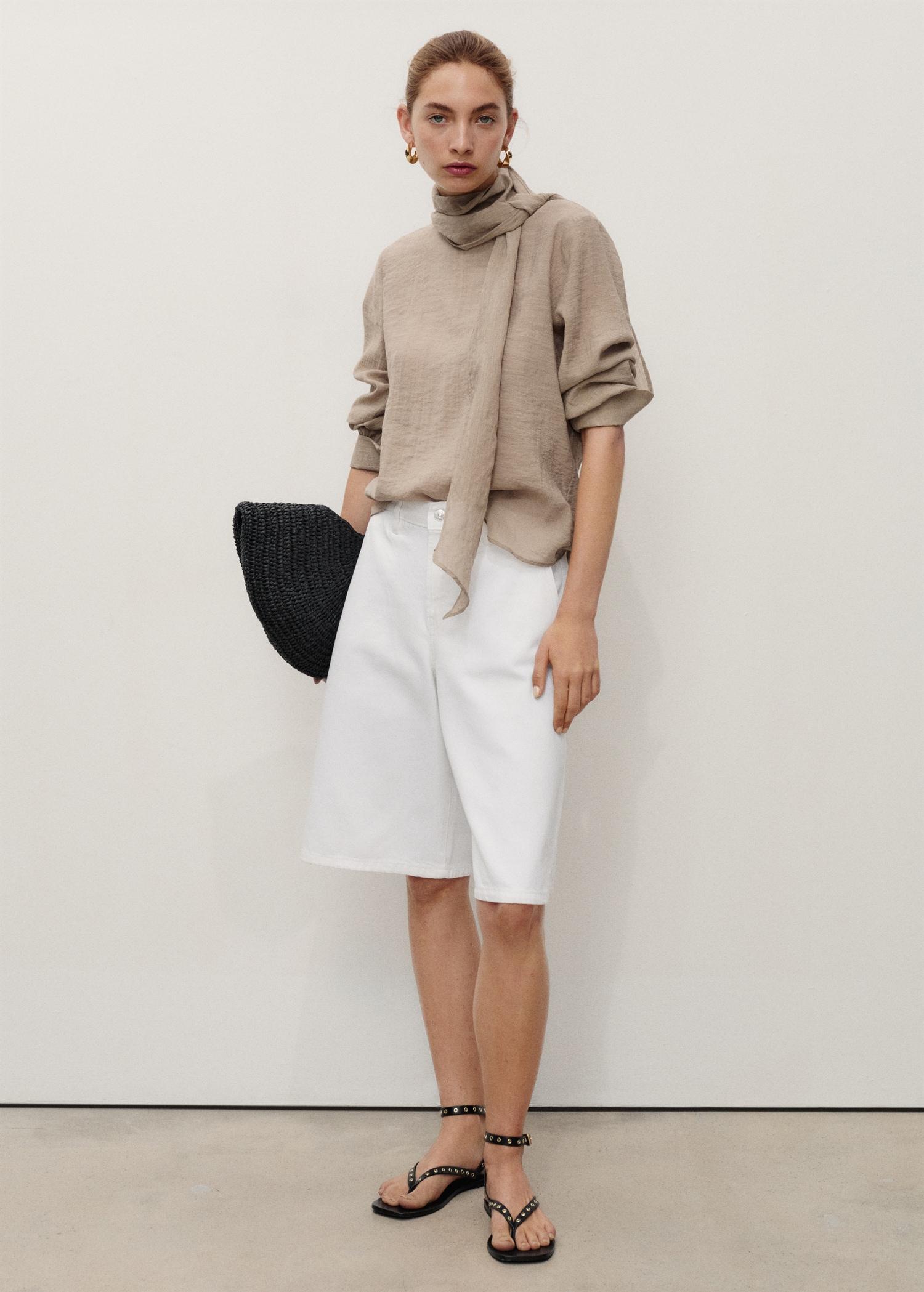 Mid-rise denim Bermuda jorts - Women | MANGO USA Product Image