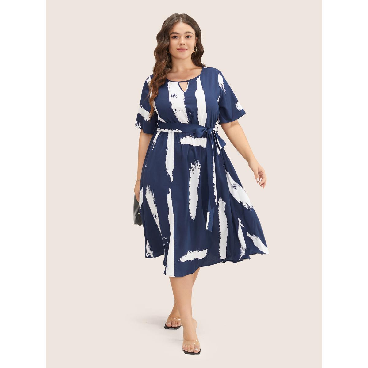 Plus Size Brush Print Keyhole Belted Pocket Flutter Dress DarkBlue Women At the Office Non Round Neck Short sleeve Curvy Midi Dress BloomChic 12/L Product Image