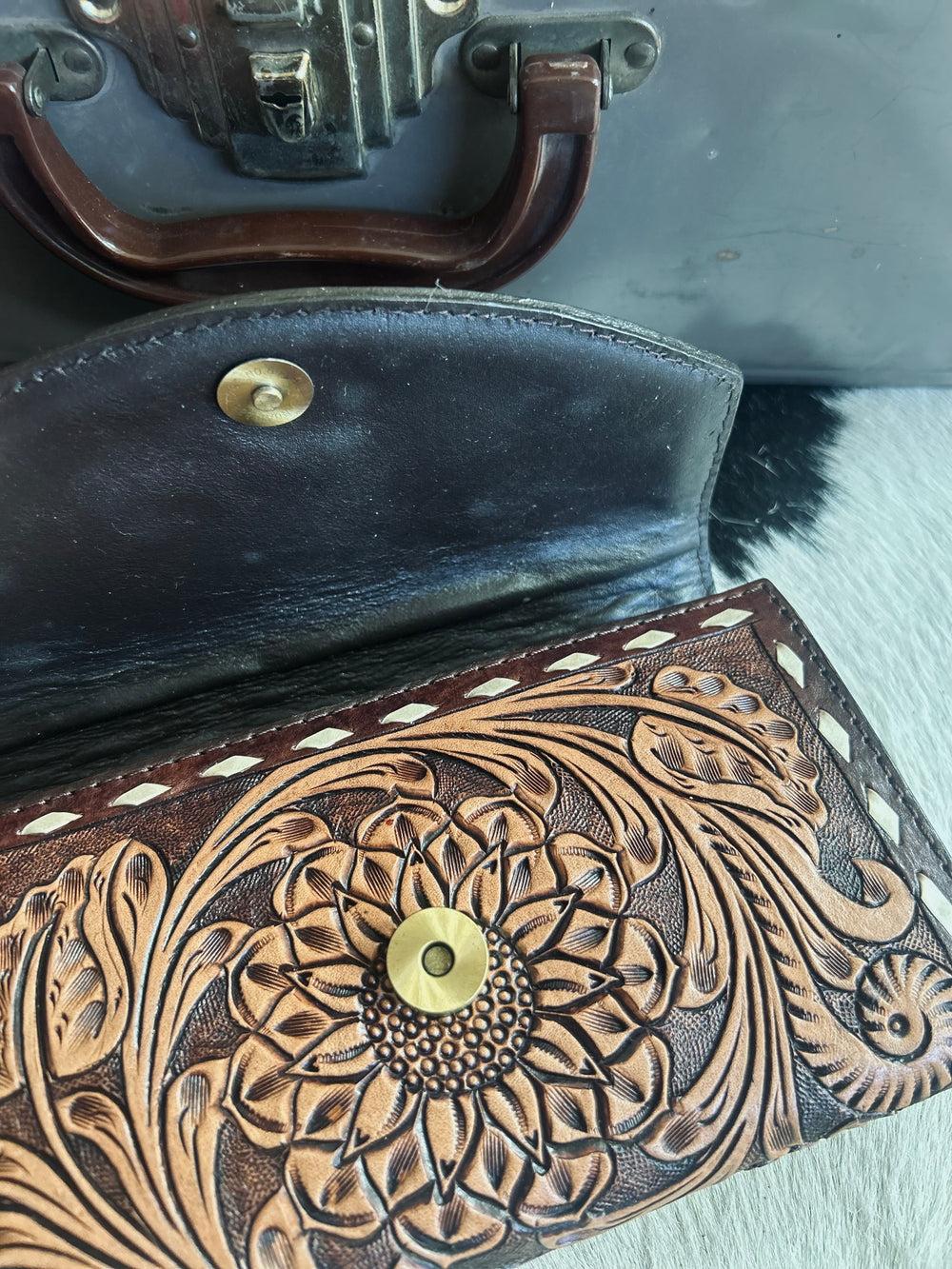 American Darling Rustic Charm Wallet Crossbody Product Image