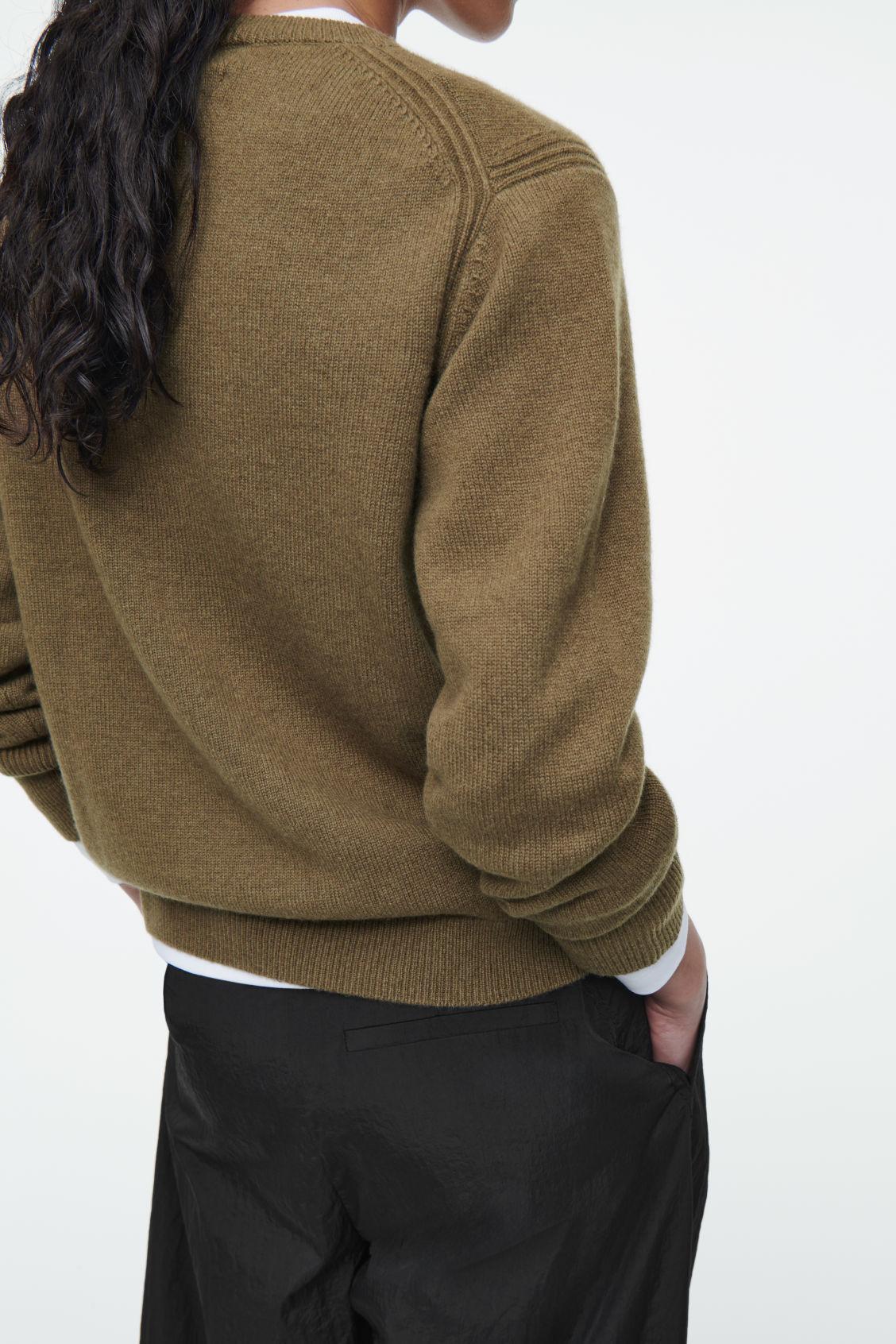 PURE CASHMERE SWEATER Product Image