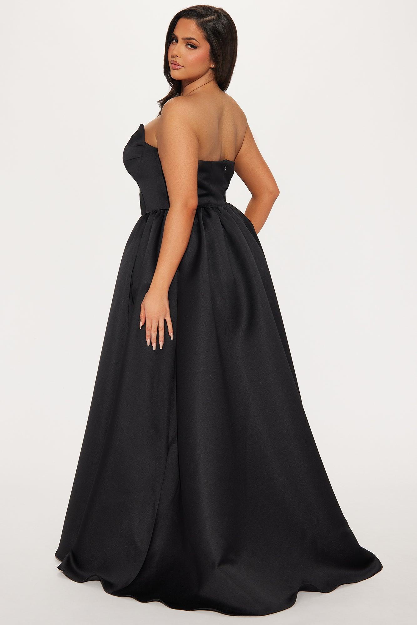 Sweet And Flirty Maxi Dress - Black Product Image