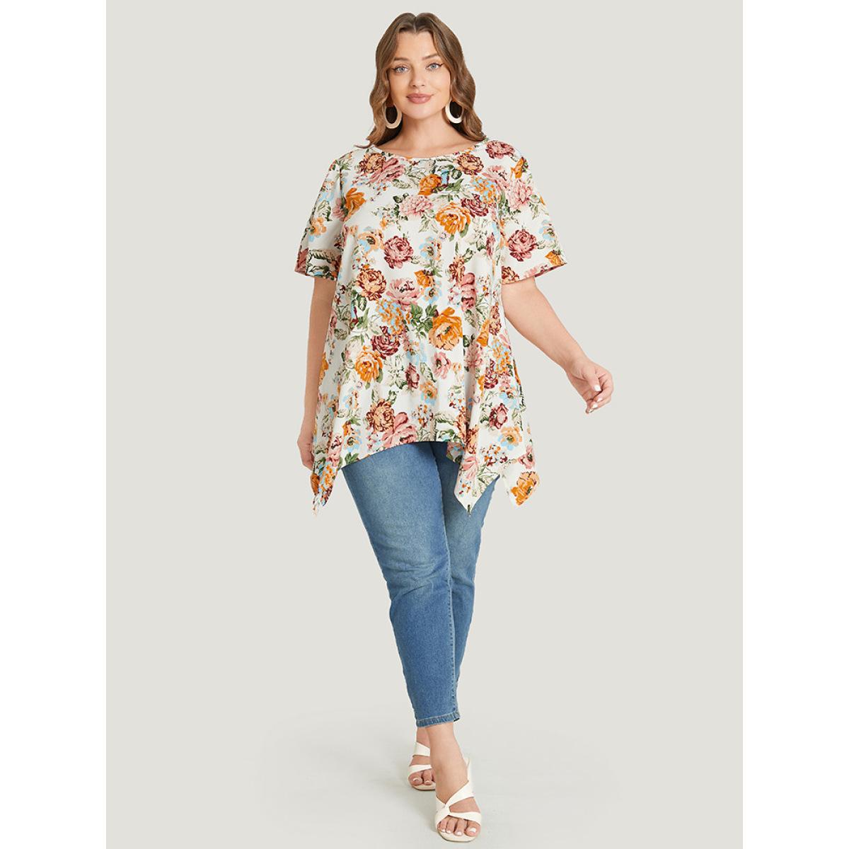 Plus Size Multicolor Floral Print Hanky Hem Blouse Women Elegant Short sleeve Round Neck Dailywear Blouses BloomChic 22-24/3X Product Image