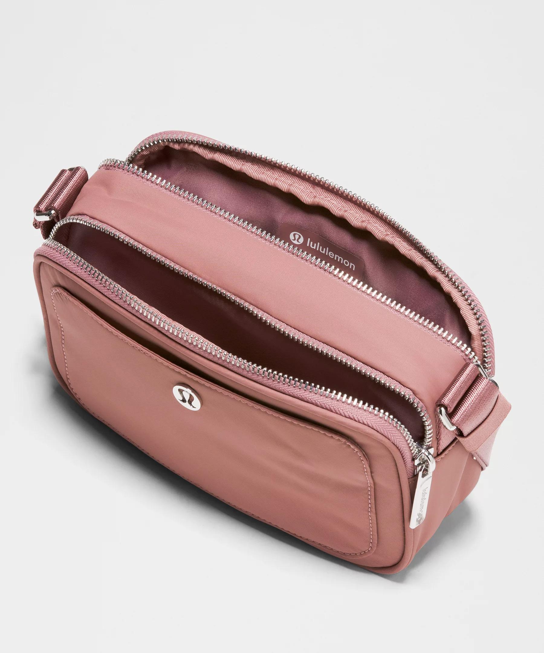 Crossbody Camera Bag 2L Product Image