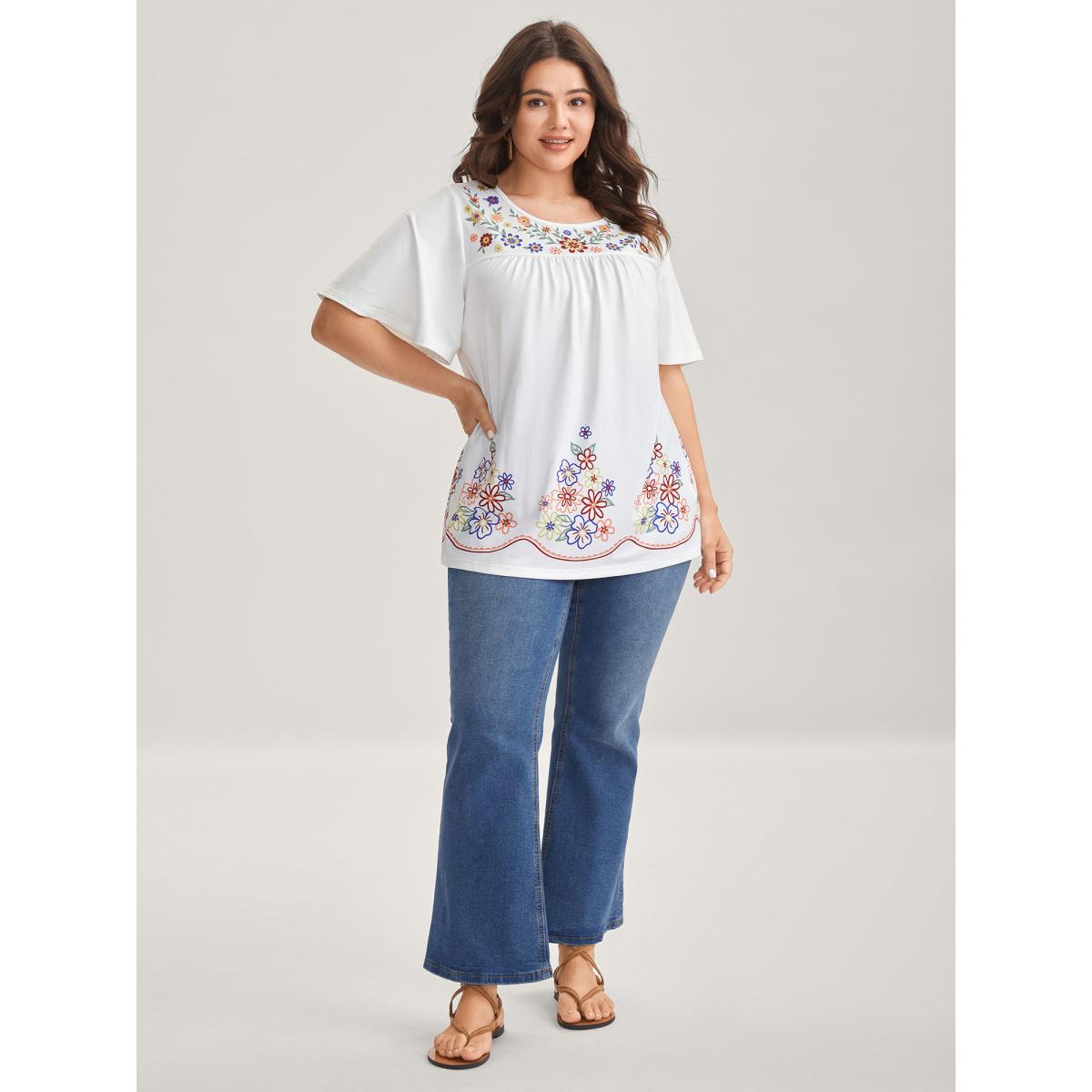 Plus Size Floral Dreams Flared Sleeve Solid T-Shirt WhiteSmoke Women Gathered Round Neck Vacation T-shirts BloomChic 28/5X Product Image