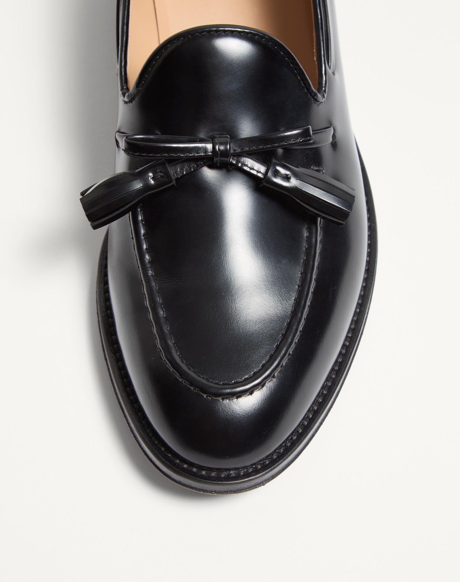 Bowshire Loafer In Shiny Calfskin Product Image