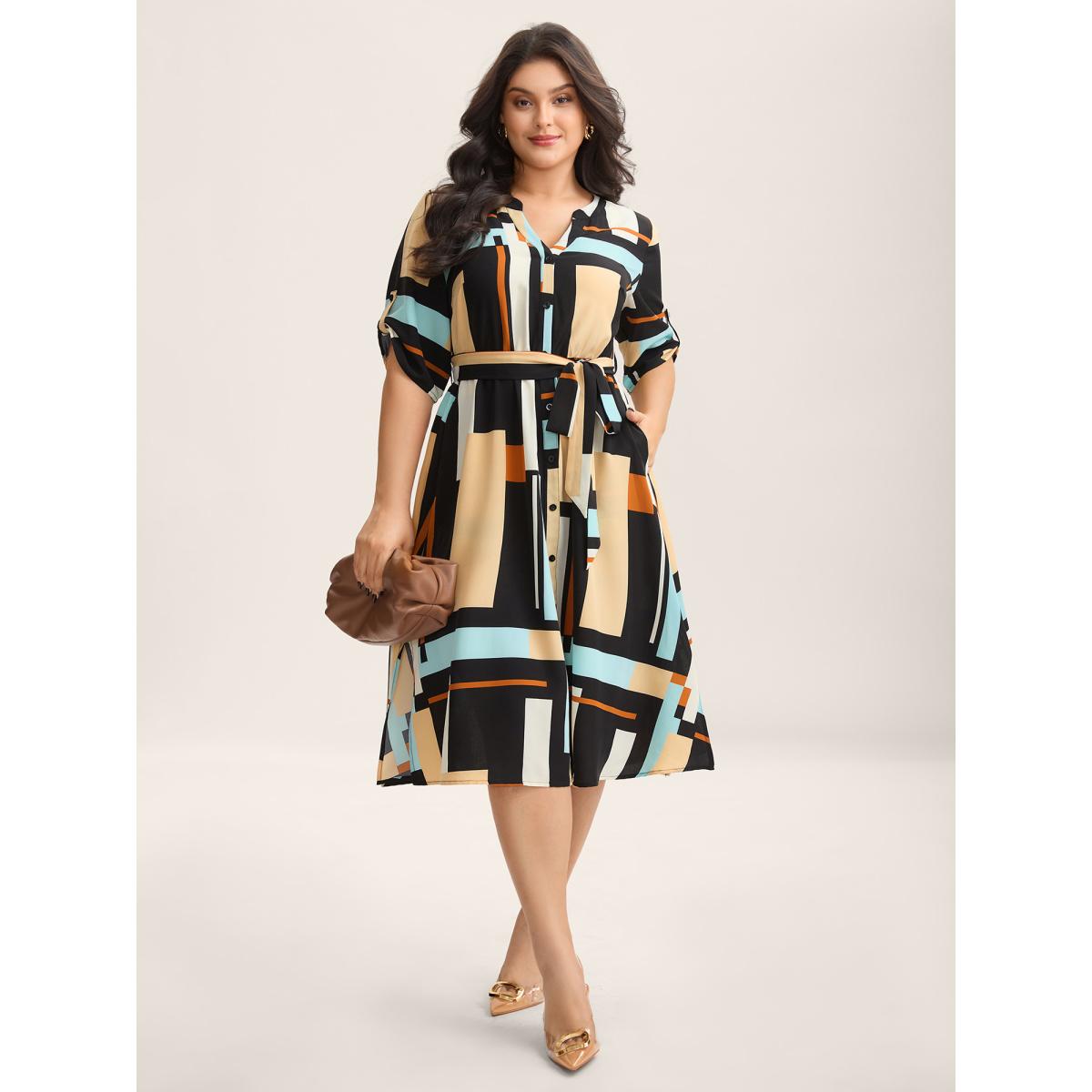 Plus Size Geometric Print Stretchy Waist Belted Midi Dress Emerald Women Flat collar with V-notch Short sleeve Curvy BloomChic 26/4X Product Image