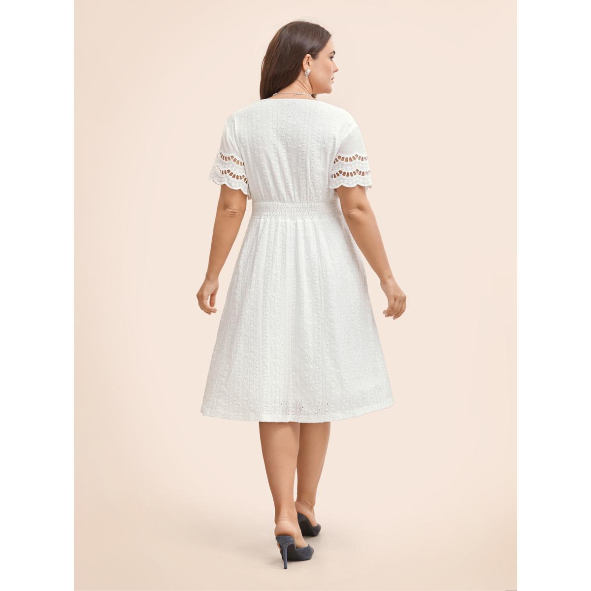 Plus Size V Neck Shirred Lace Patchwork Dress Ivory Women Elegant Woven ribbon&lace trim V-neck Short sleeve Curvy BloomChic 22-24/3X Product Image
