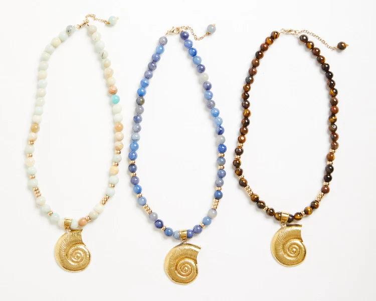 Gardenia Necklace Product Image