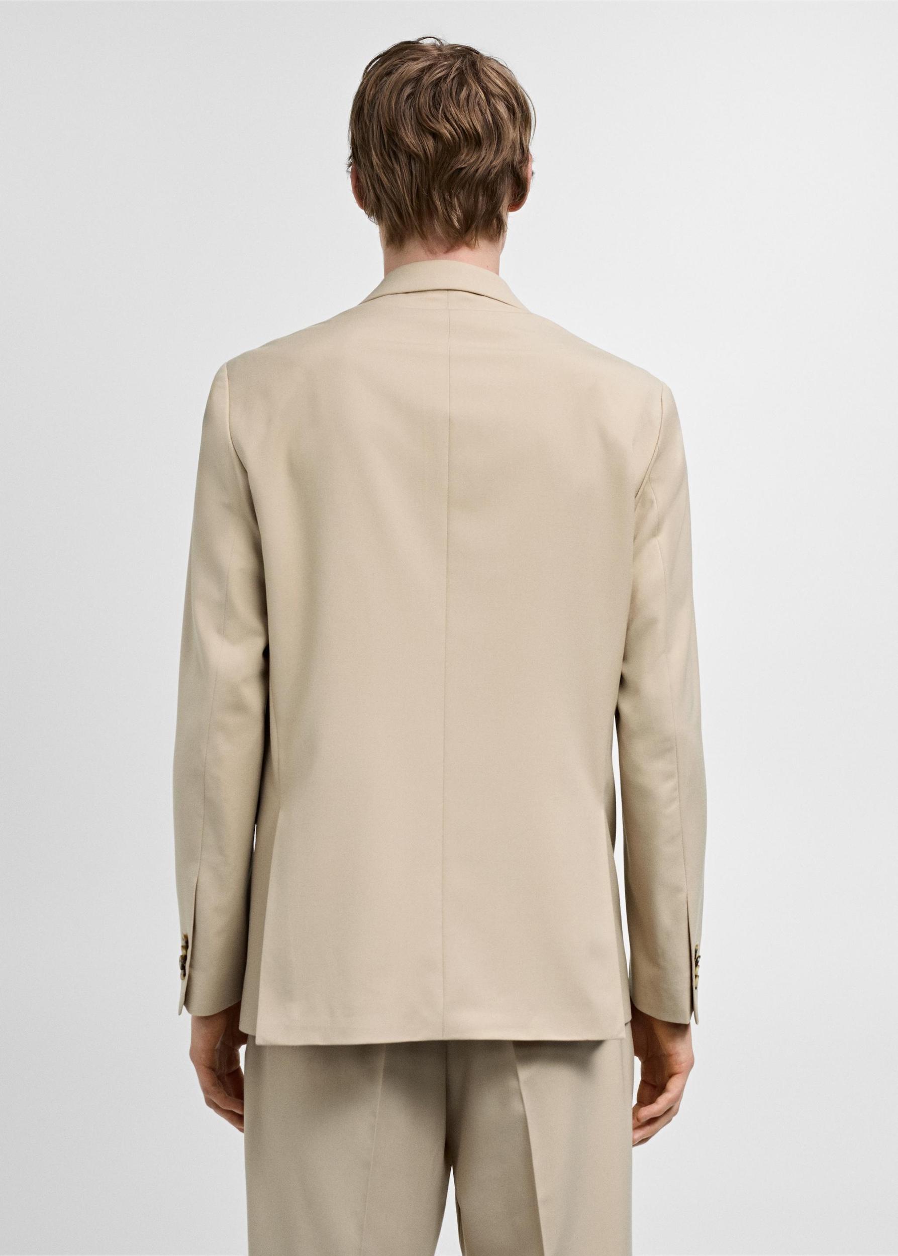 Double-breasted regular-fit suit jacket - Men | MANGO USA Product Image