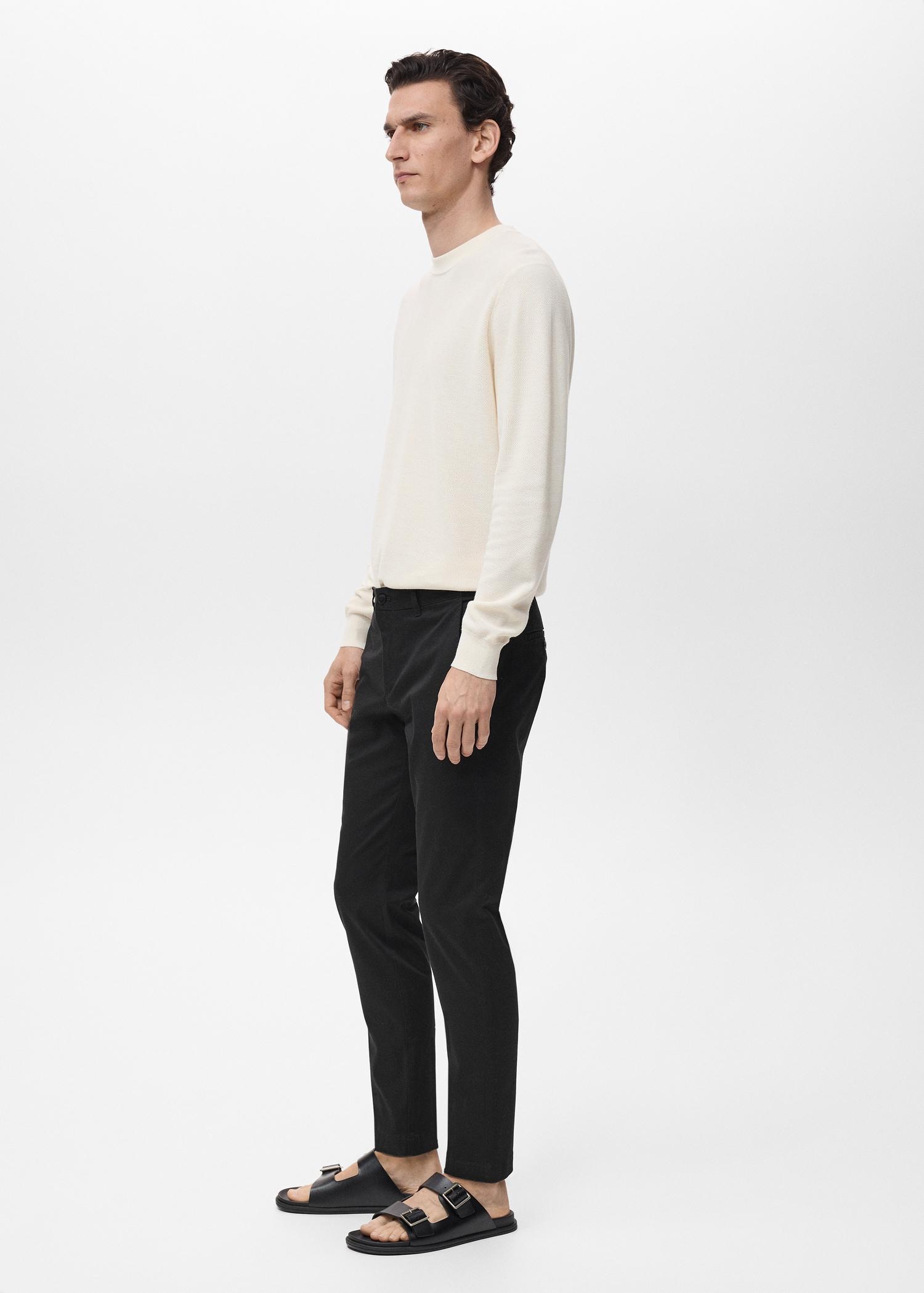 Prato cropped tapered chino pants - Men | MANGO USA Product Image