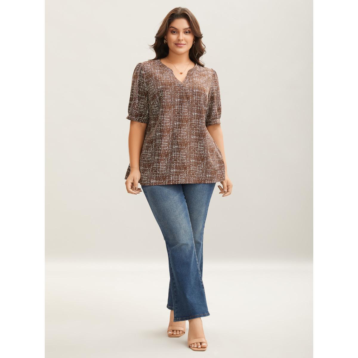 Plus Size DarkBrown Geometric Print Puff Sleeve Blouse Women Elegant Short sleeve Flat collar with V-notch Everyday Blouses BloomChic 26/4X Product Image