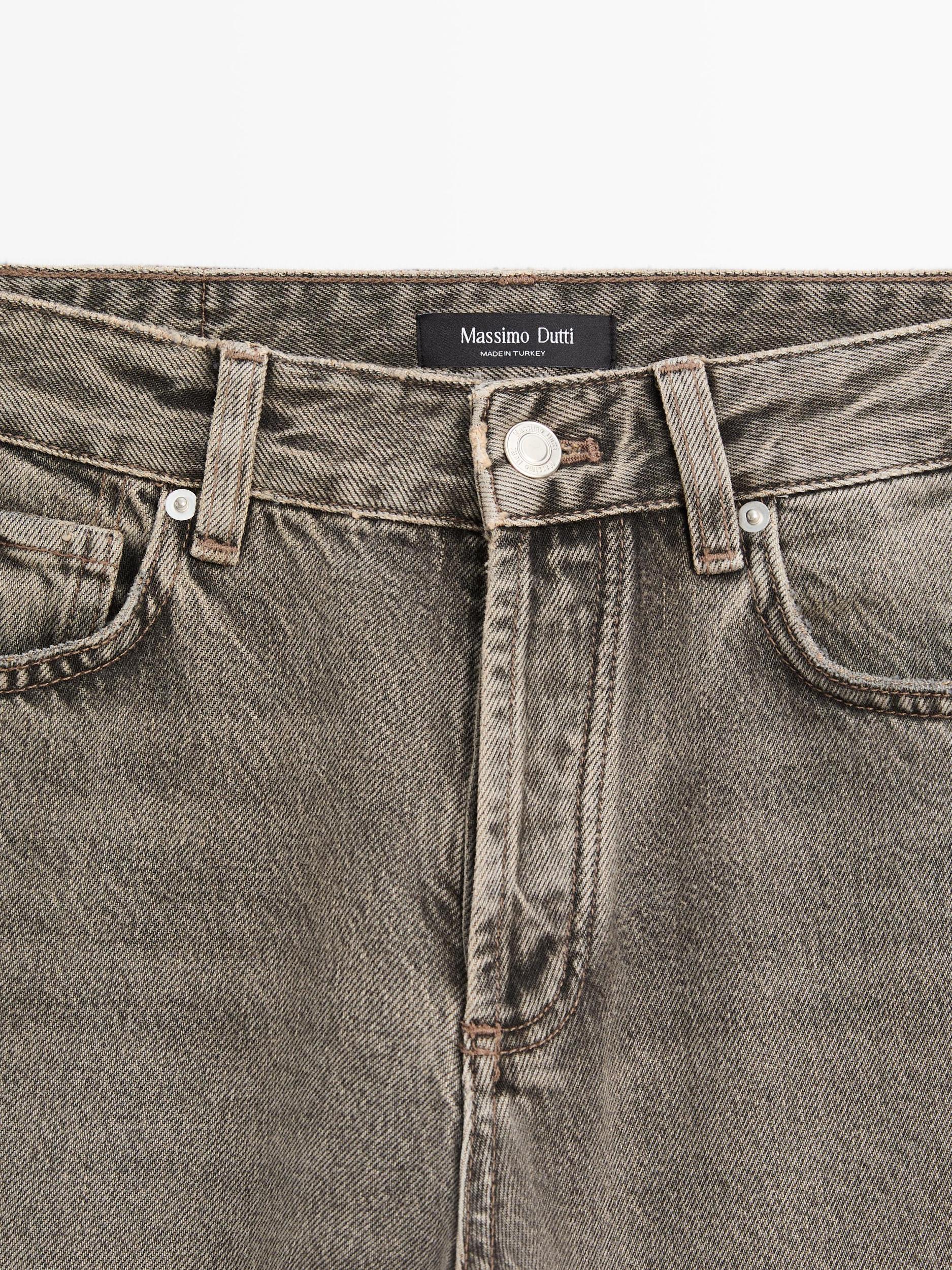 Mid-rise wide-leg jeans Product Image