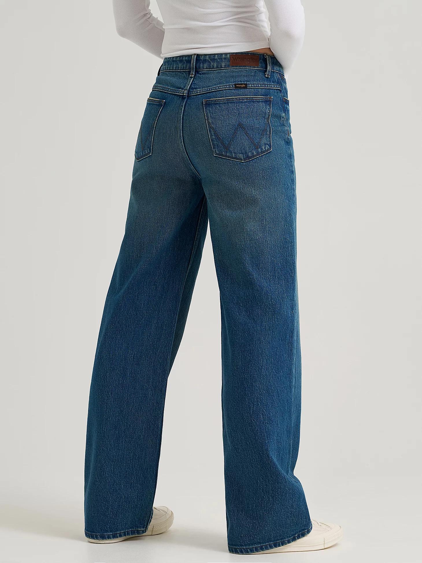 Women's Loose Straight Jean | Women's JEANS | Wrangler® Product Image