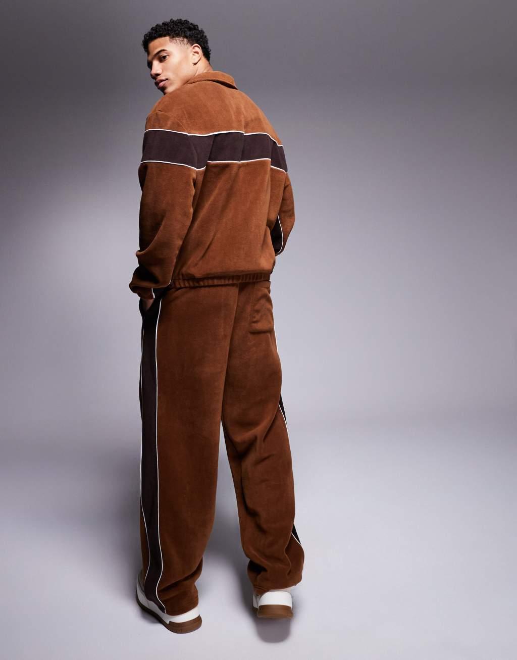ASOS DESIGN super baggy sweatpants with panels in brown fleece - part of a set Product Image